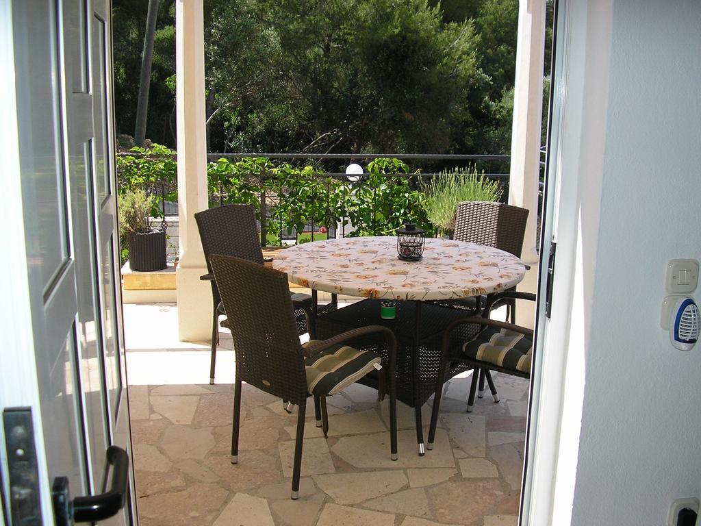 Apartments Viki Trogir Exterior foto
