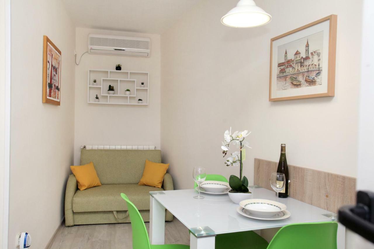 Apartments Viki Trogir Exterior foto